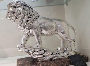  पीएम मोदी ने अर्जेंटीना के राष्ट्रपति-उपराष्ट्रपति और त्रिनिदाद एंड टोबैगो की प्रधानमंत्री को दिए विशेष उपहार