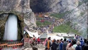 17,000 से अधिक तीर्थयात्रियों ने अमरनाथ गुफा मंदिर के दर्शन किए