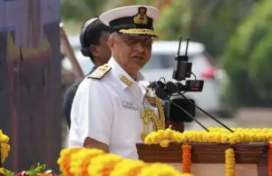 भारतीय नौसेना राष्ट्रीय शक्ति प्रदर्शन का आवश्यक साधन: वाइस एडमिरल देशमुख भारतीय नौसेना राष्ट्रीय शक्ति प्रदर्शन का आवश्यक साधन: वाइस एडमिरल देशमुख