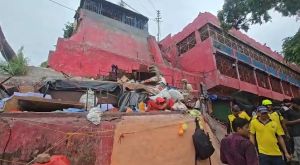 हरिद्वार के मनसा देवी मंदिर में भगदड़, राष्ट्रपति मुर्मु और पीएम मोदी ने जताया दुख हरिद्वार के मनसा देवी मंदिर में भगदड़, राष्ट्रपति मुर्मु और पीएम मोदी ने जताया दुख