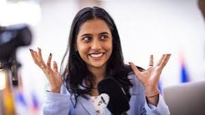 दिव्या देशमुख को फिडे महिला शतरंज विश्व कप 2025 जीतने पर रास में दी गई बधाई