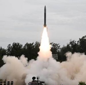  प्रलय मिसाइल के लगातार दो उड़ान-परीक्षण , रक्षा मंत्री ने की सराहना