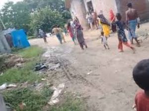 बच्चों के विवाद में महिला से मारपीट, इलाज के दौरान मौत बच्चों के विवाद में महिला से मारपीट, इलाज के दौरान मौत