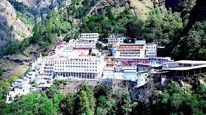 वैष्णो देवी मंदिर में नवरात्र से पहले सुरक्षा उपायों की समीक्षा की गई