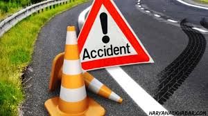 ट्रक ने मोटरसाइकिलों को मारी टक्कर, एक ही परिवार के चार सदस्यों सहित पांच की मौत ट्रक ने मोटरसाइकिलों को मारी टक्कर, एक ही परिवार के चार सदस्यों सहित पांच की मौत