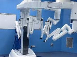  अस्पताल में रोबोट की सहायता से किडनी प्रत्यारोपण