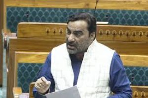 पान मसाला का विज्ञापन करने वाले अभिनेताओं के पुरस्कार वापस लेने की लोकसभा में उठी मांग पान मसाला का विज्ञापन करने वाले अभिनेताओं के पुरस्कार वापस लेने की लोकसभा में उठी मांग