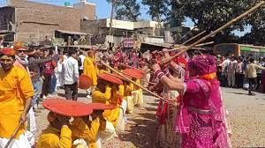 मथुरा में लठामार होली के लिए मेला परिसर को सात जोन व 18 सेक्टरों बांटा गया