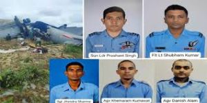 असम में एएन-32 परिवहन विमान के दुर्घटनाग्रस्त होने से वायुसेना के पांच कर्मियों की मौत असम में एएन-32 परिवहन विमान के दुर्घटनाग्रस्त होने से वायुसेना के पांच कर्मियों की मौत