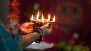 नवरात्रि में गृह प्रवेश का क्या है महत्व, जानें इस बार शुभ मुहूर्त है या नहीं नवरात्रि में गृह प्रवेश का क्या है महत्व, जानें इस बार शुभ मुहूर्त है या नहीं