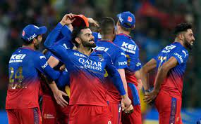 पाटीदार और दयाल ने आरसीबी को लगातार पांचवीं जीत दिलाई पाटीदार और दयाल ने आरसीबी को लगातार पांचवीं जीत दिलाई