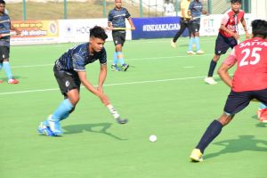  80वीं महंत राजा सर्वेश्वर दास अखिल भारतीय हॉकी प्रतियोगिता : मेजबान जिला हॉकी संघ की सैफई के हाथों 6-3 गोल से एकतरफा हार