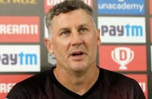 डेविस हसी ने कहा- ऐसा लगता है कि कोहली ने फिर खुद को निखार लिया है डेविस हसी ने कहा- ऐसा लगता है कि कोहली ने फिर खुद को निखार लिया है