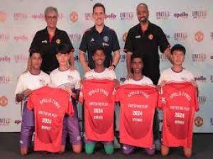 भारत से पांच खिलाड़ियों को मैनचेस्टर के ओल्ड ट्रैफर्ड में प्रशिक्षण सत्र के लिए चुना गया भारत से पांच खिलाड़ियों को मैनचेस्टर के ओल्ड ट्रैफर्ड में प्रशिक्षण सत्र के लिए चुना गया