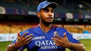 चोटिल खलील अहमद की जगह रिजर्व में यश दयाल शामिल