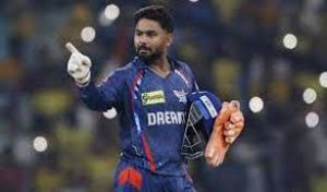  ऋषभ पंत पर धीमी ओवर गति के लिए 30 लाख रुपए का जुर्माना