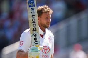 रूट फिर बने दुनिया के नंबर एक टेस्ट बल्लेबाज, गेंदबाजी में ऑस्ट्रेलिया का दबदबा रूट फिर बने दुनिया के नंबर एक टेस्ट बल्लेबाज, गेंदबाजी में ऑस्ट्रेलिया का दबदबा